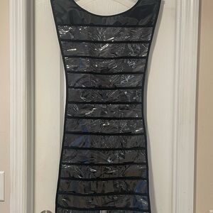 Umbra Black Hanging Organizer